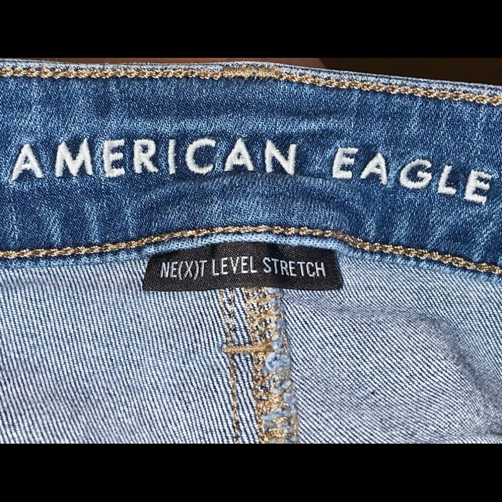✨HP✨ “AMERICAN EAGLE” NEXT LEVEL HI-RISE BLUE RIPPED JEGGING, LADIES SZ 2 SHORT - Picture 9 of 9
